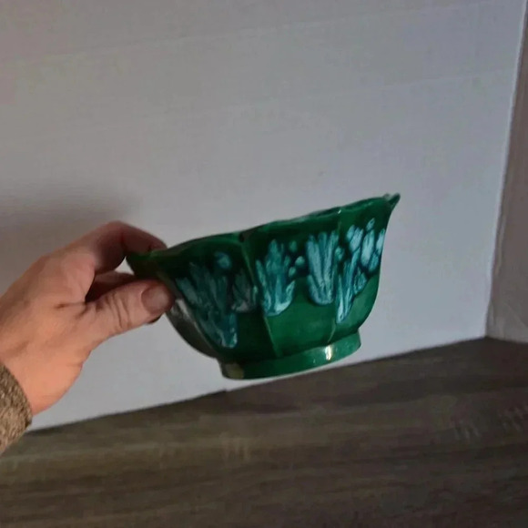 Stunning Drip  Glaze Bowl - Picture 2 of 5